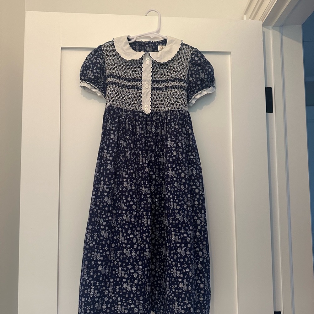 Girls dress - barely worn!